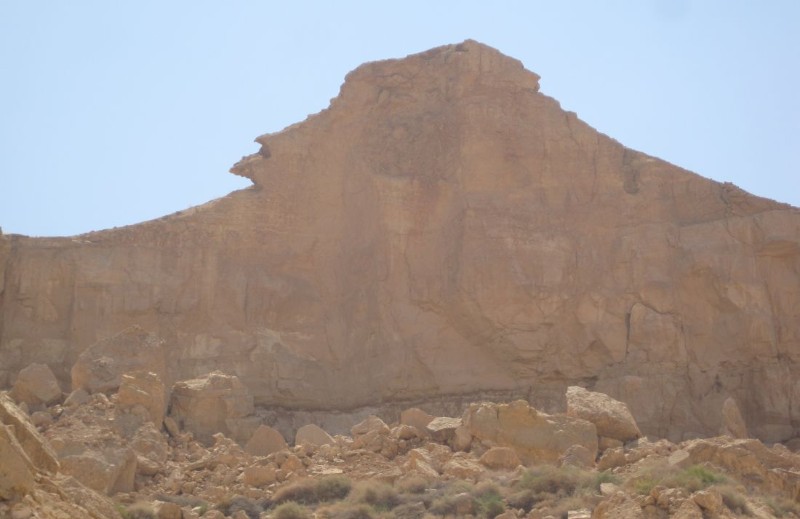 Amazing cliff viewed from the bottom of Nachal Yamin