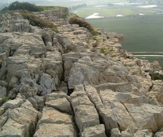 rock edge at end of Carmel mountain range