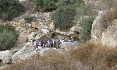 School group at Ein Kedem (year round spring)